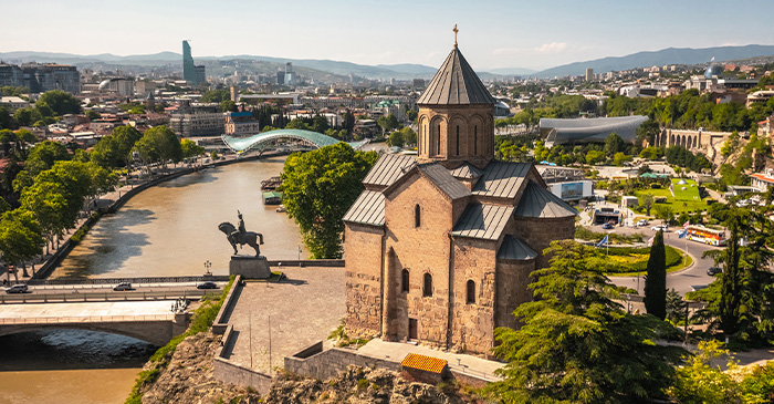 Tiflis: Kafkasların Ruhu, Doğu ile Batı’nın Buluşma Noktası