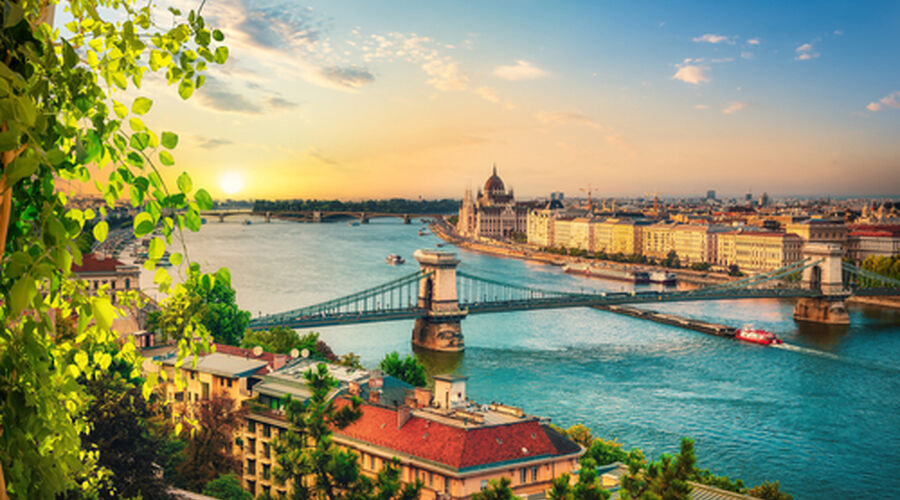 Orta Avrupa & Hallstatt & Salzburg Turu ( Budapeşte → Prag )