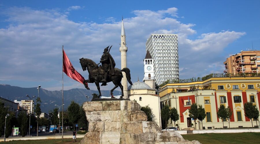 Otobüs ile Kosova Dahil Büyük Balkanlar Turu 9 Ülke