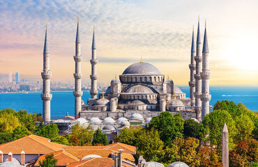 Lale & Erguvan Zamanı, İstanbul Turları