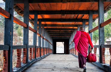 Renkli Festivaller Nepal & Bhutan  (Nepal'de Holi, Bhutan'da Tscheu Festivali)