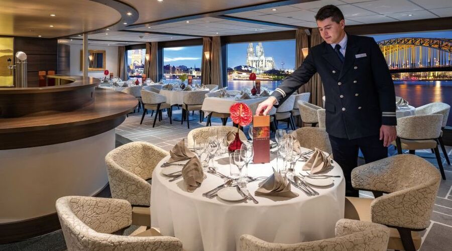 Amadeus Brilliant  Nehir Gemisi ile Ren Nehrinde Lale Zamanı Özel Sefer